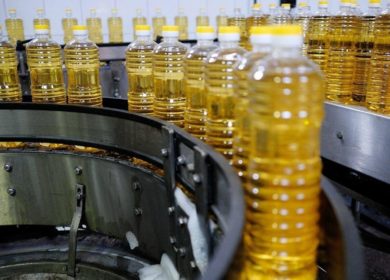 Цены на подсолнечное масло в России в начале июня вновь увеличились