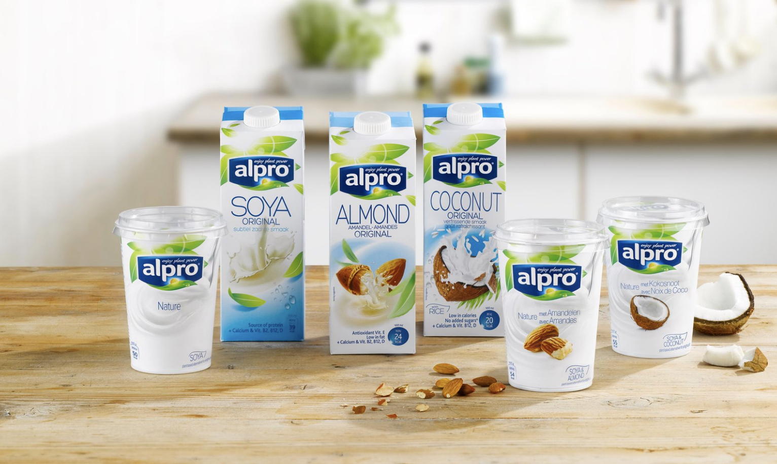 Planto молоко. Альпро Данон. Alpro продукция. Альпро молоко. Растительное молоко Alpro.