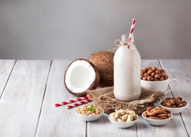 «СберМаркет»: в России стали чаще покупать растительное молоко