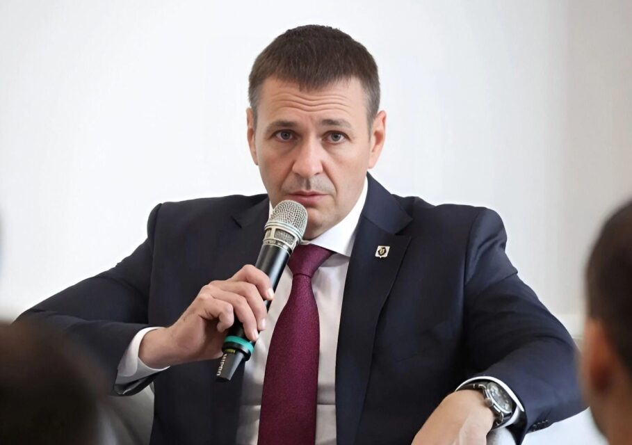 губернатор демешин
