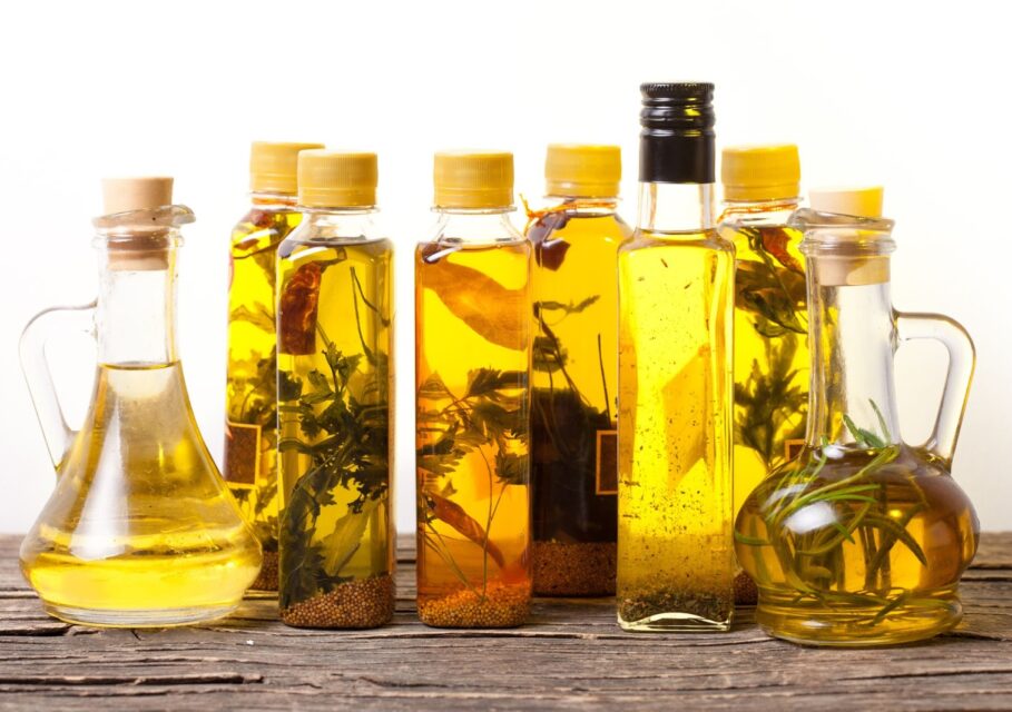 40694788 - spicy herb oils