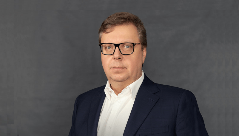 igor-karavaev-akort-_